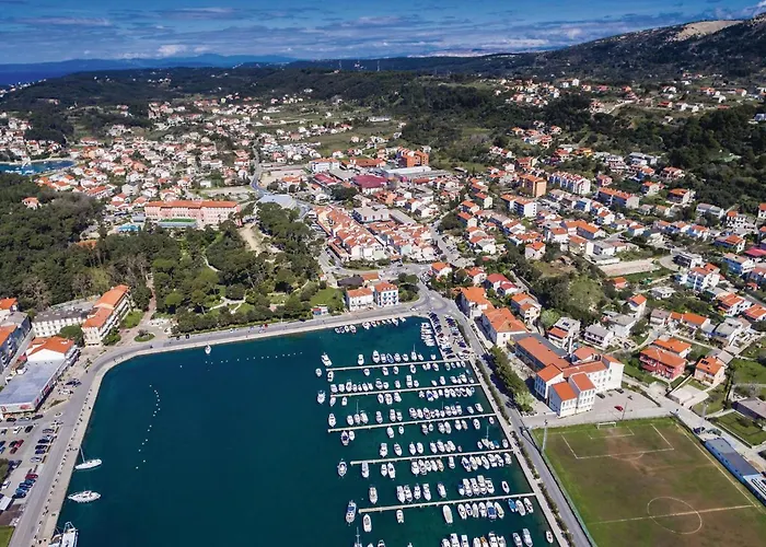 アパート Cozy In Barbat na Rabu